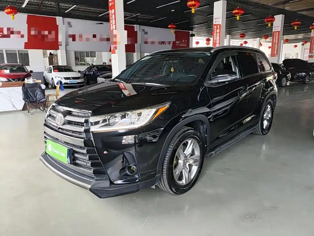 Toyota Highlander — фото 2