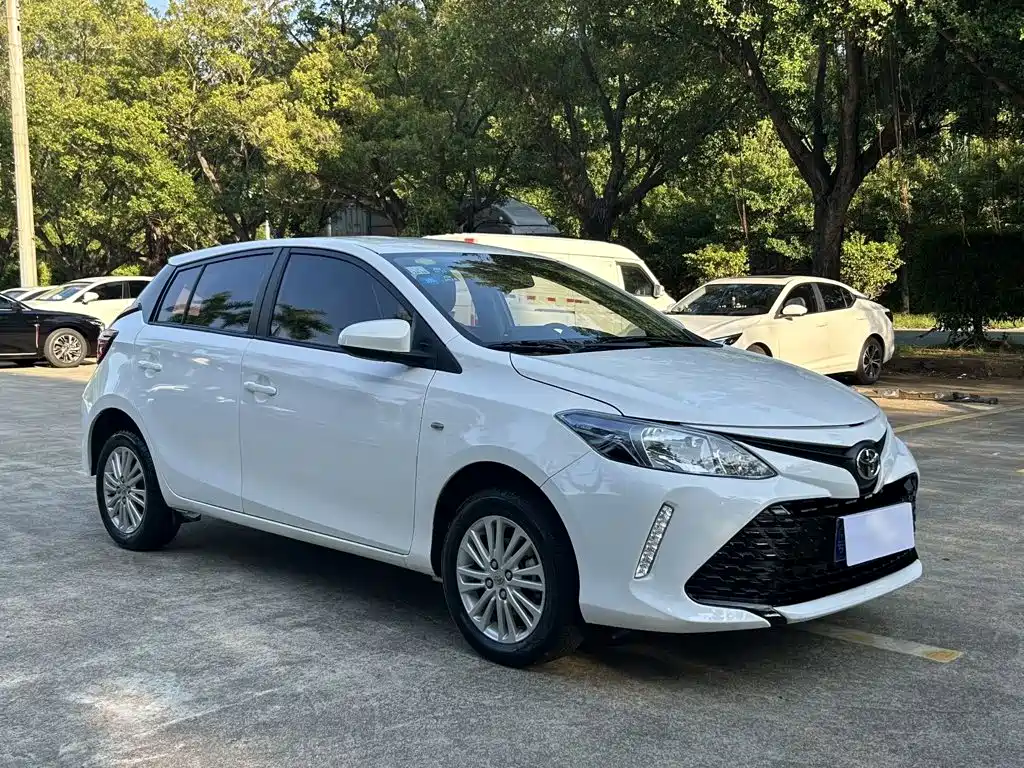 Toyota Vios FS — фото 3
