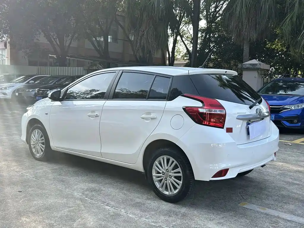 Toyota Vios FS — фото 9