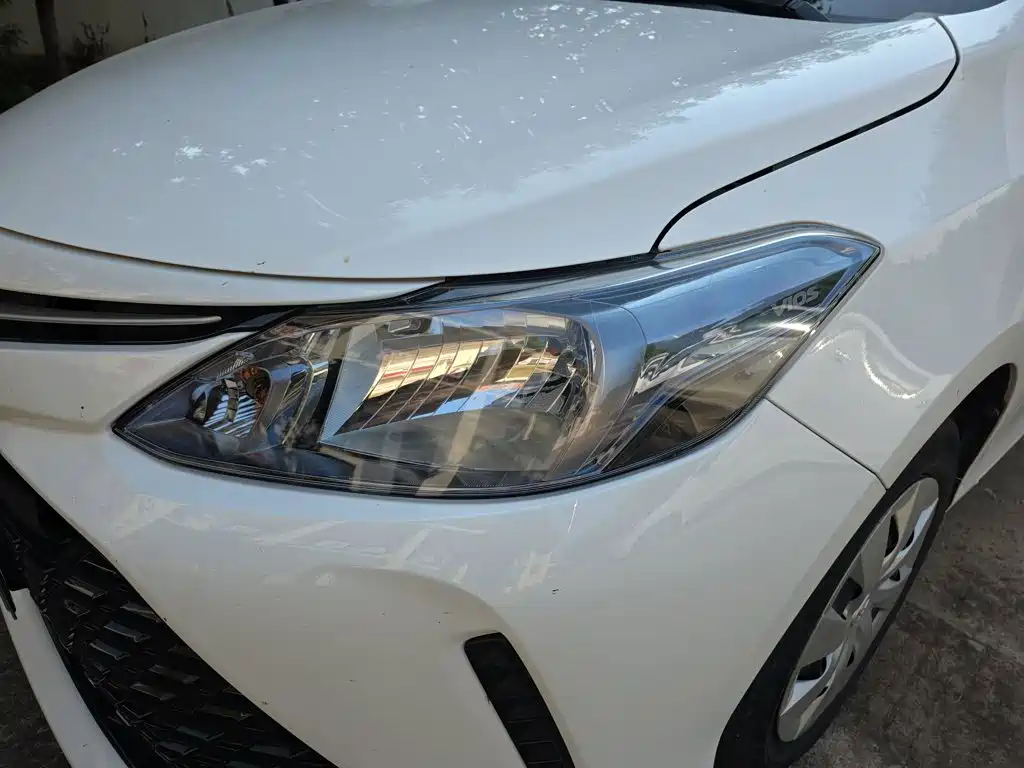 Toyota Vios — фото 7