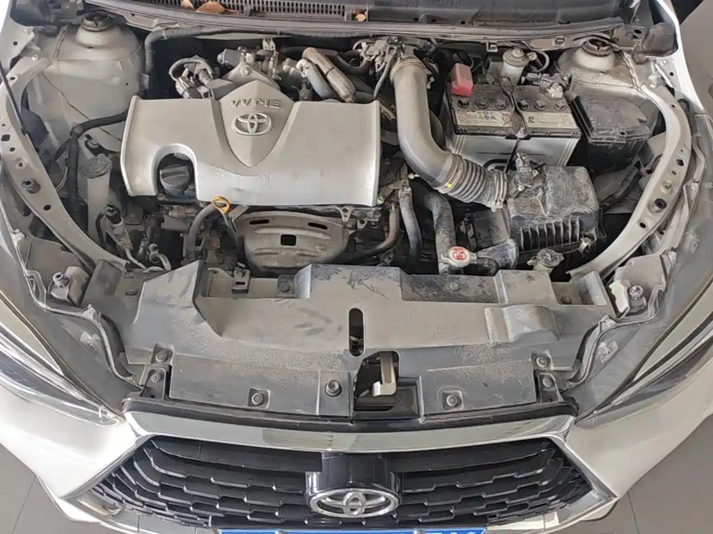 Toyota Yaris L — фото 20