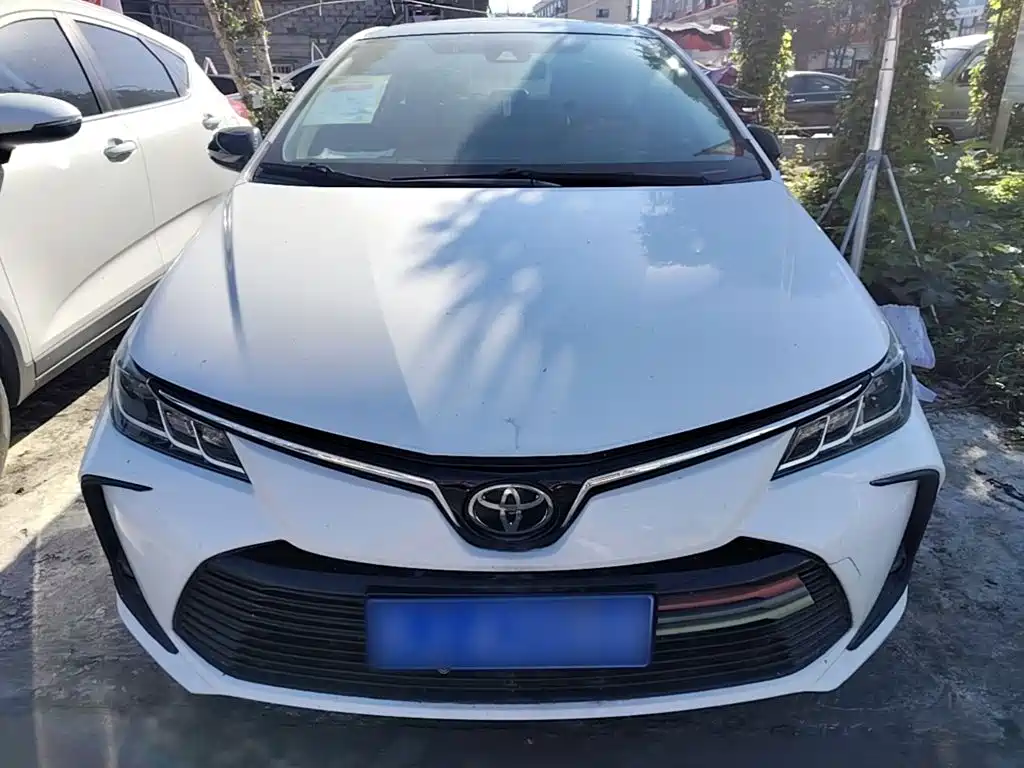 Toyota Corolla — фото 3
