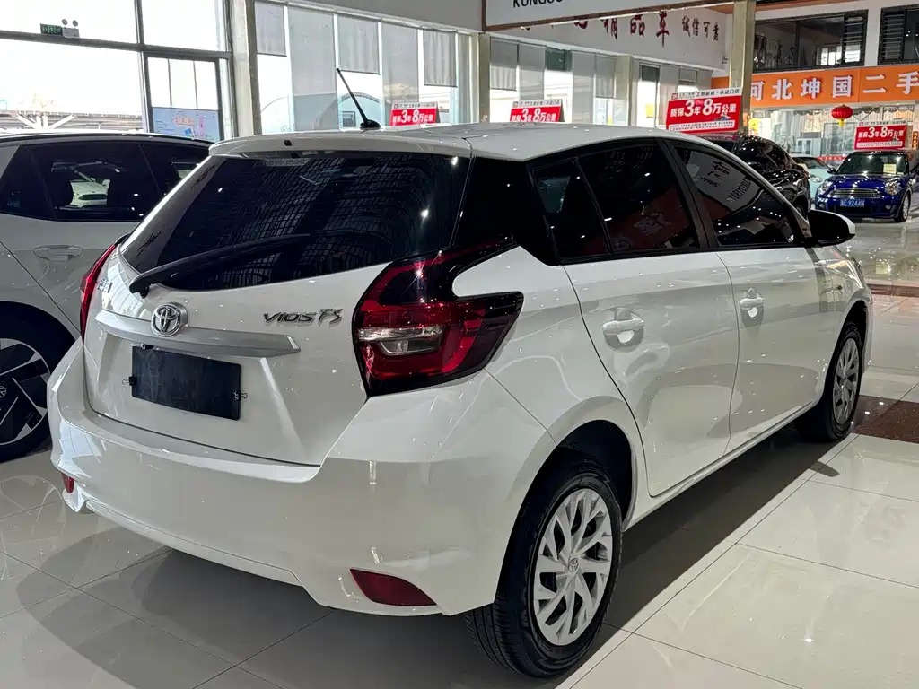 Toyota Vios FS — фото 14
