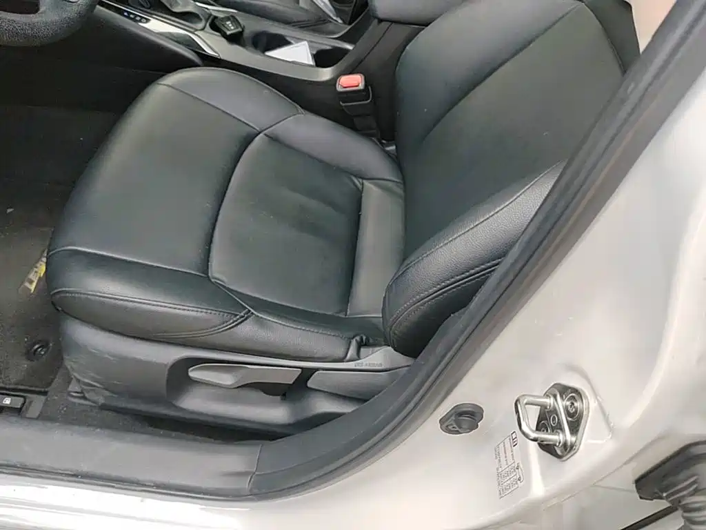Toyota Levin — фото 15