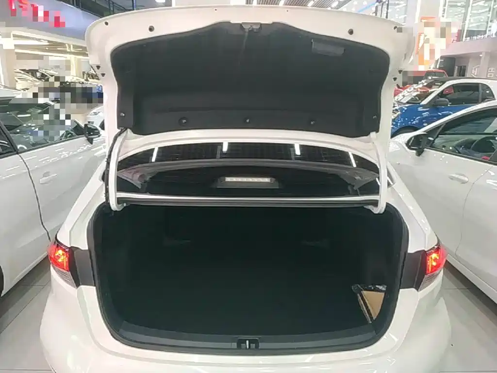 Toyota Levin — фото 19