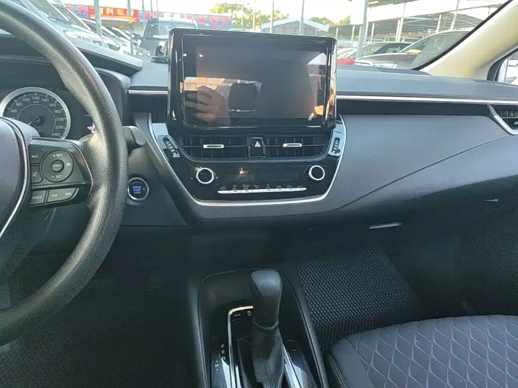 Toyota Allion — фото 13