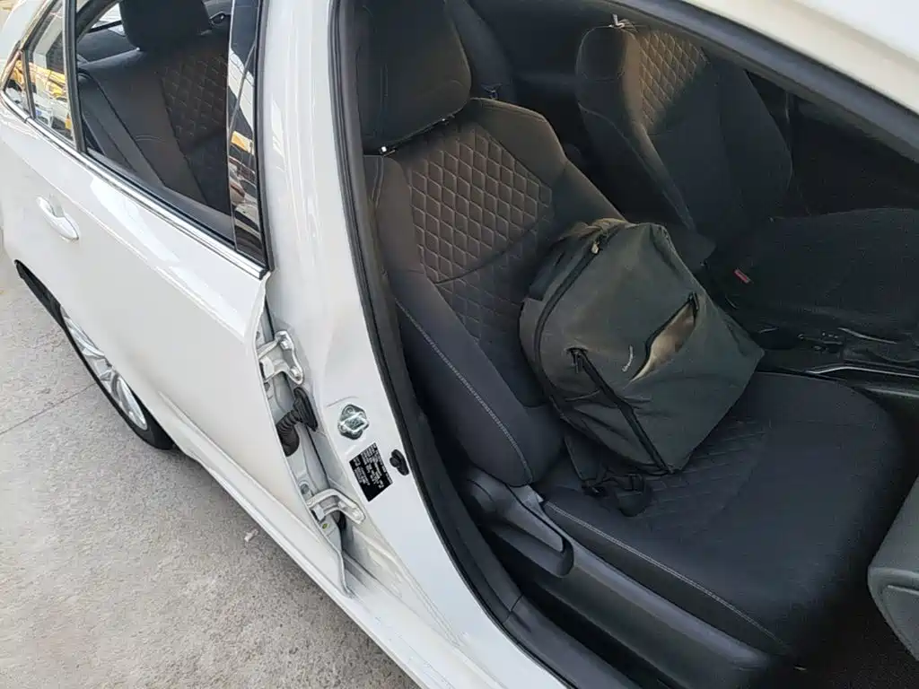 Toyota Allion — фото 25