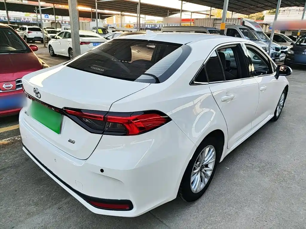 Toyota Allion — фото 7