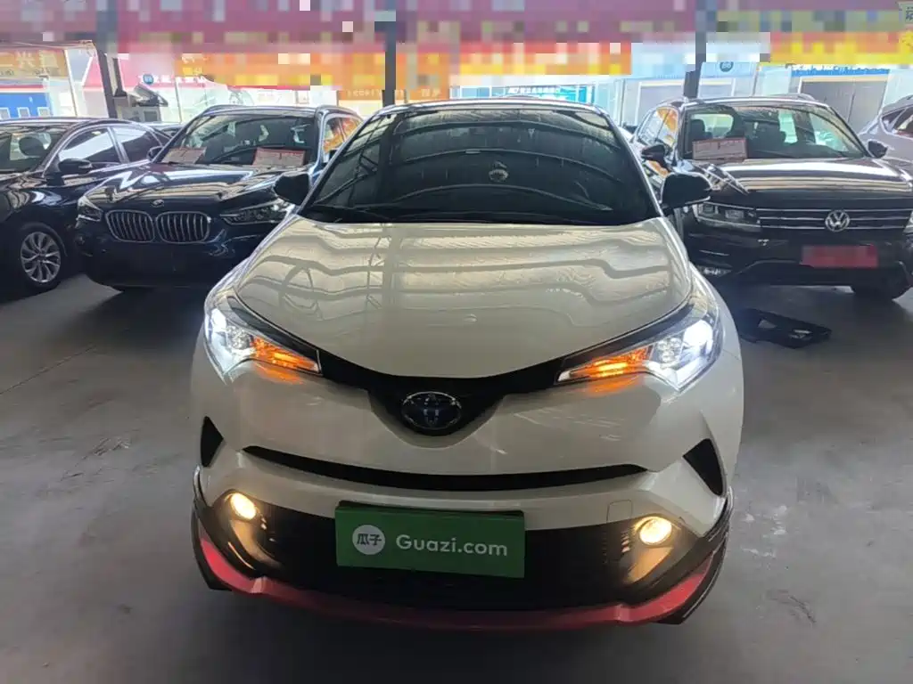 Toyota C-HR — фото 3