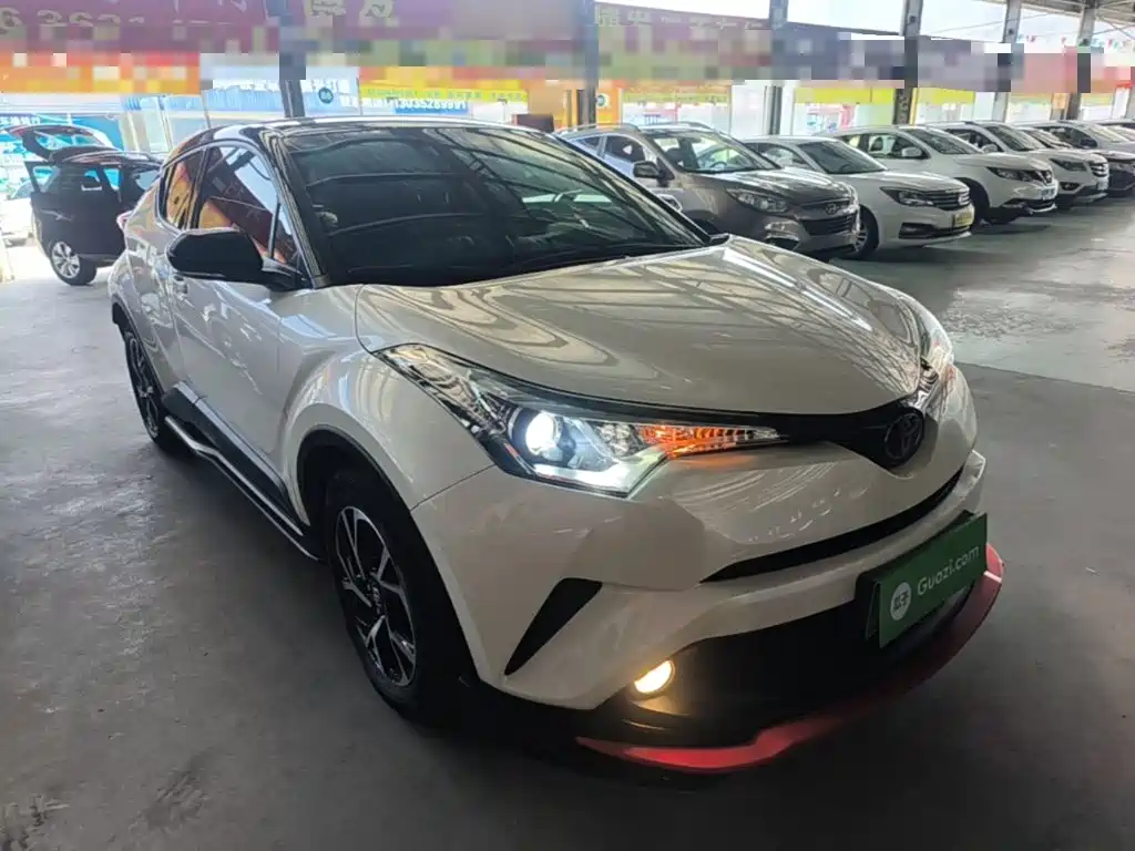 Toyota C-HR — фото 4