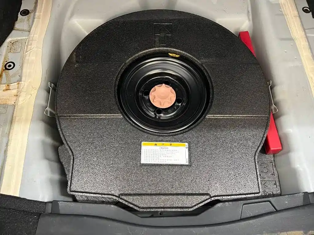 Toyota Vios — фото 9