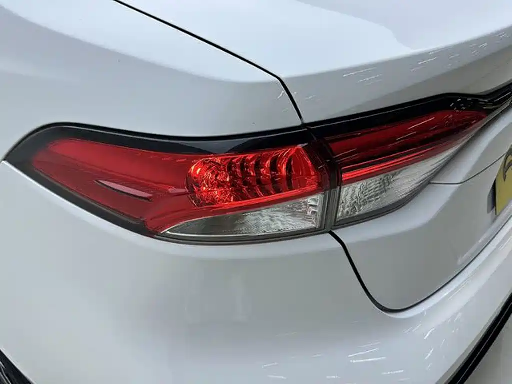 Toyota Levin — фото 17