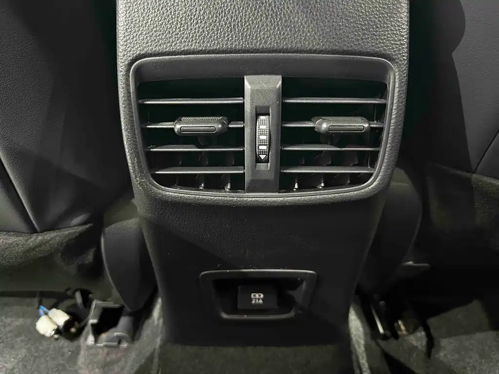 Toyota Levin — фото 17