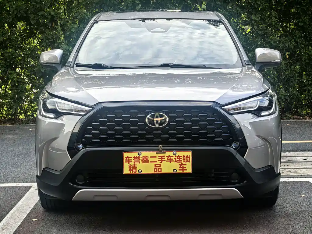 Toyota Corolla Cross — фото 2
