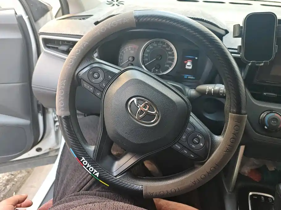 Toyota Corolla Cross — фото 14