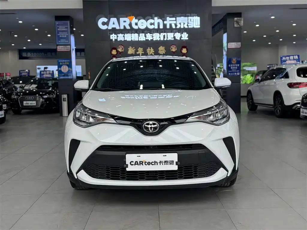 Toyota C-HR — фото 3