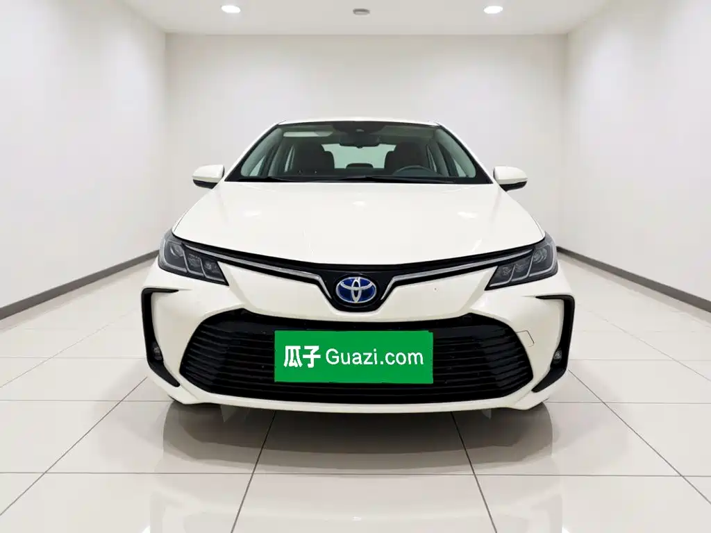 Toyota Corolla — фото 2