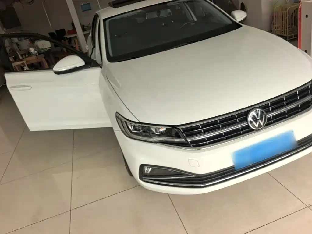 Volkswagen Bora — фото 4