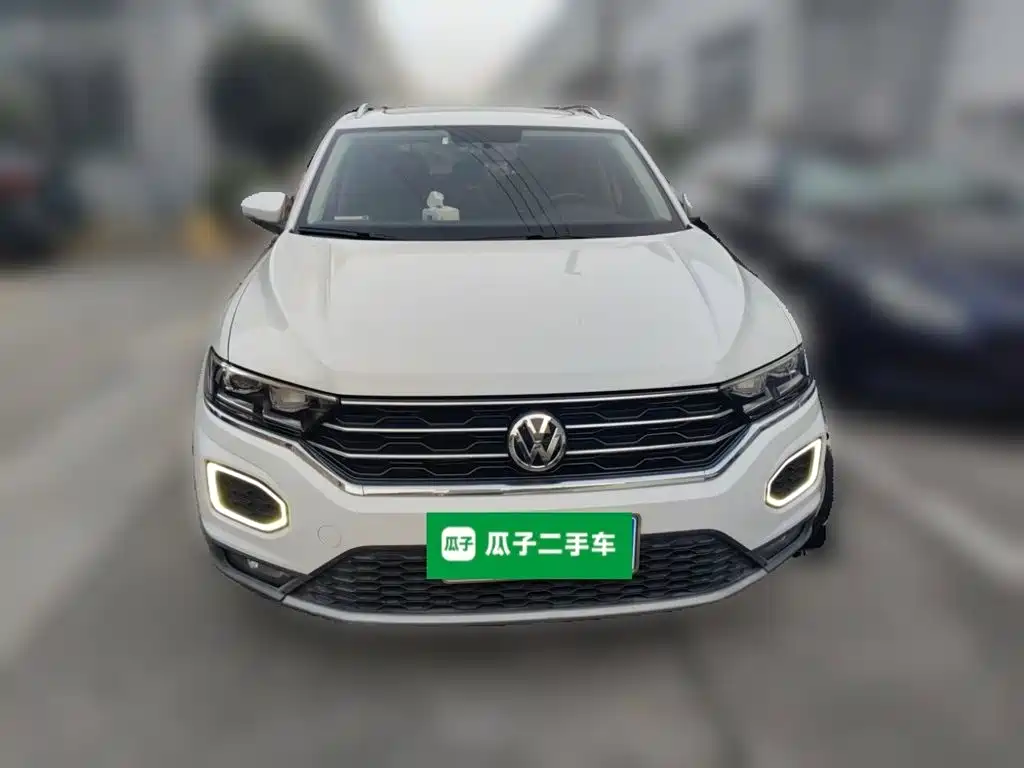 Volkswagen T-Roc — фото 2