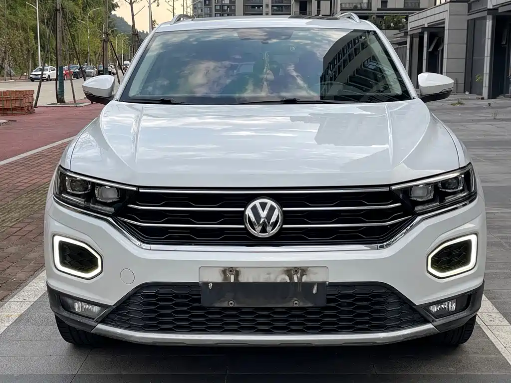 Volkswagen T-Roc — фото 2