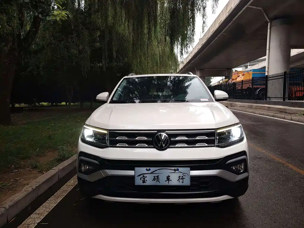 Volkswagen T-Cross — фото 2