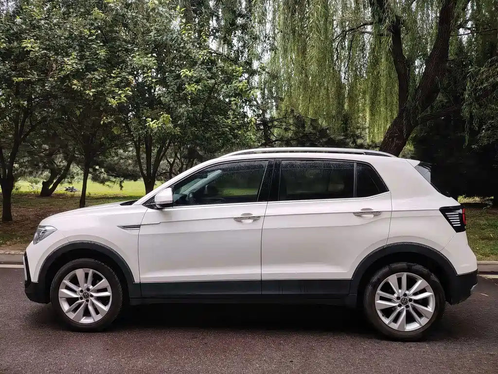 Volkswagen T-Cross — фото 4
