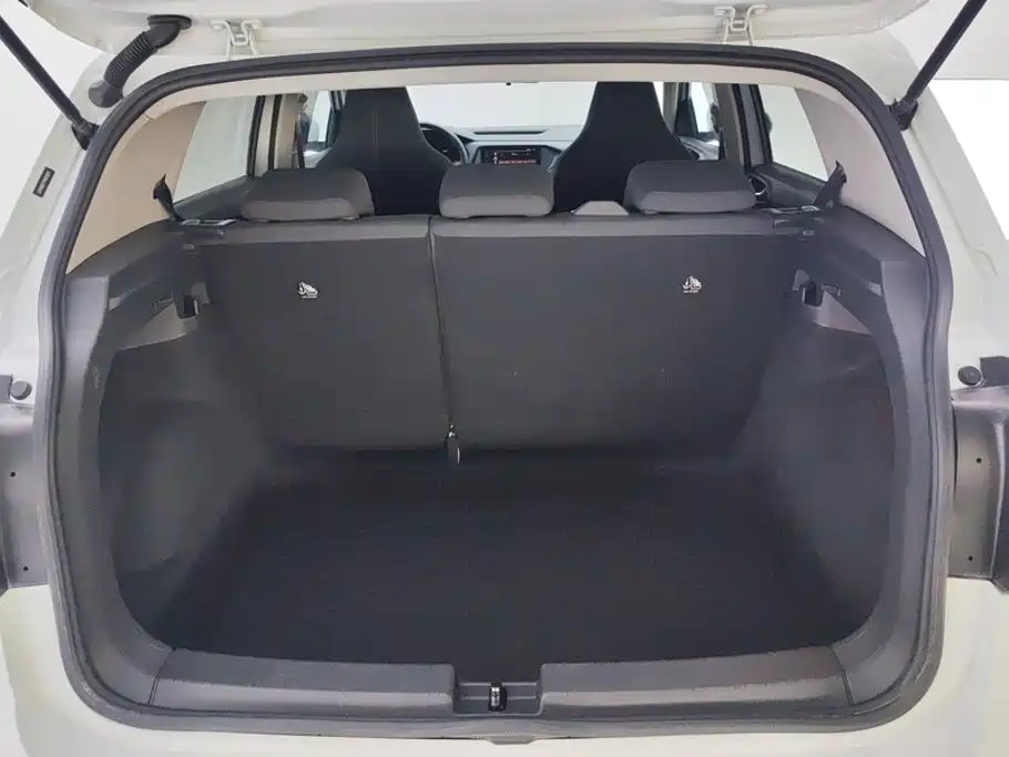 Volkswagen T-Cross — фото 4