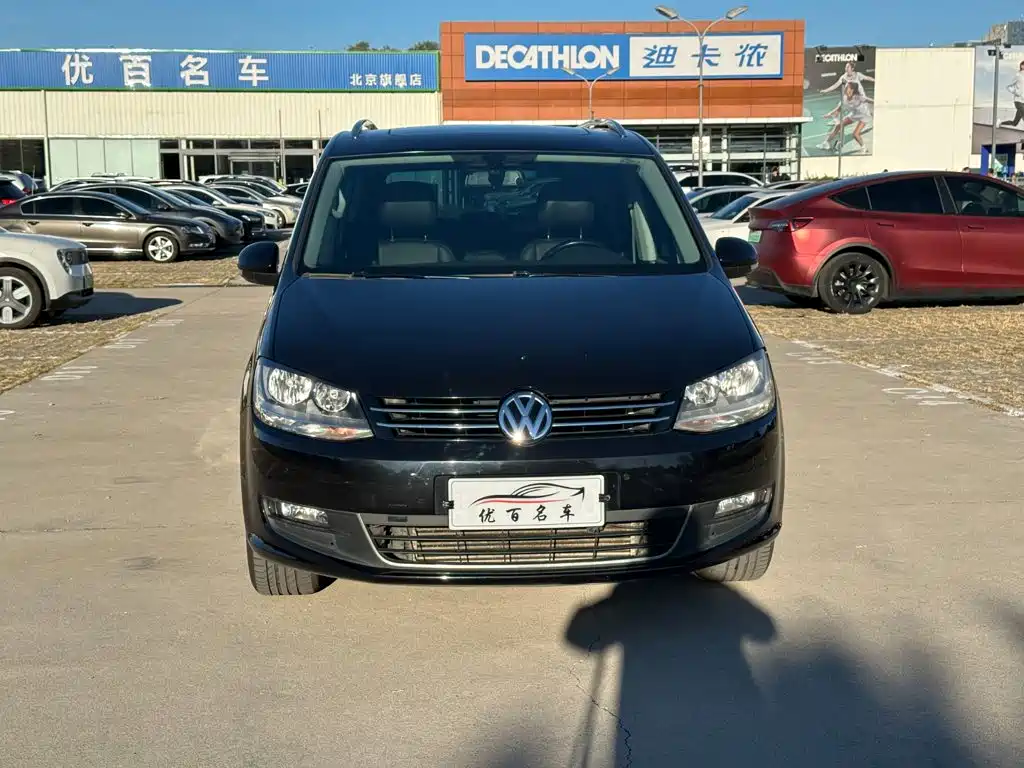Volkswagen Sharan — фото 2