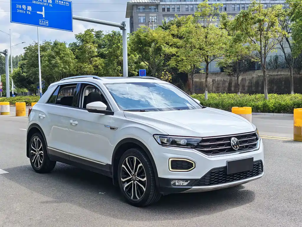 Volkswagen T-Roc — фото 3