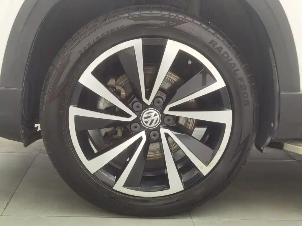 Volkswagen Tharu — фото 17