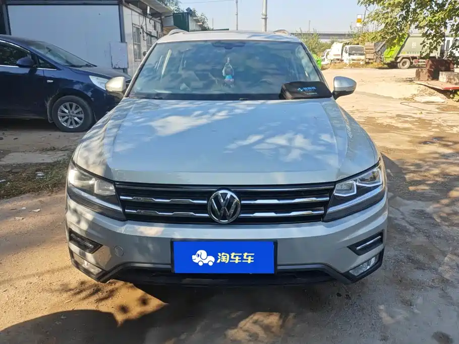 Volkswagen Tiguan L — фото 2