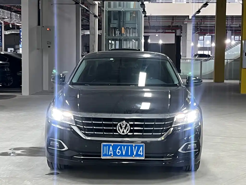Volkswagen Passat — фото 2
