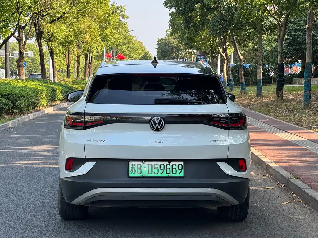 Volkswagen ID.4 Crozz — фото 11