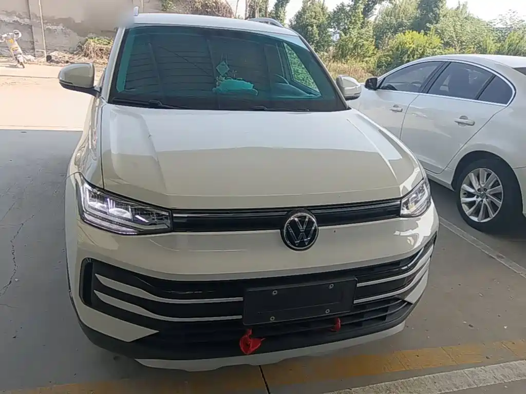 Volkswagen Tharu — фото 3