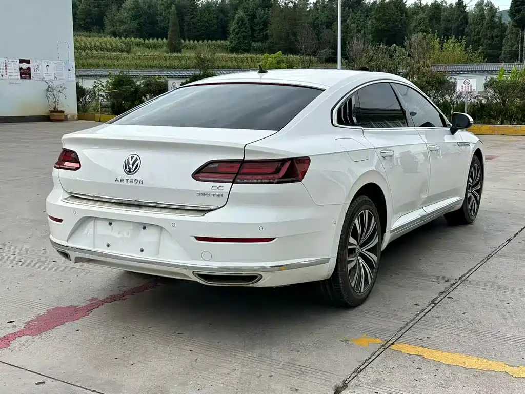 Volkswagen CC — фото 7
