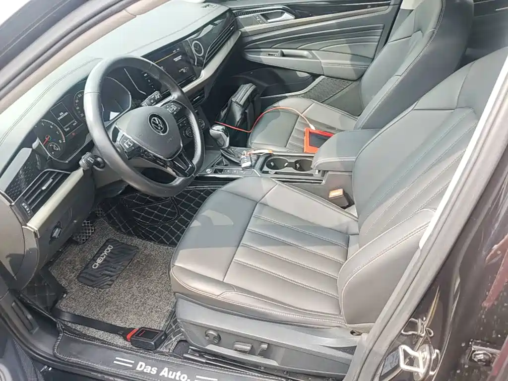 Volkswagen Passat — фото 15