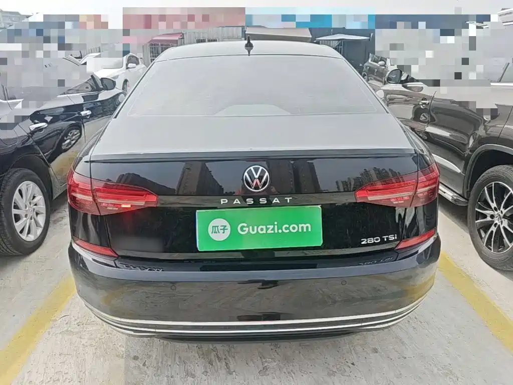 Volkswagen Passat — фото 6
