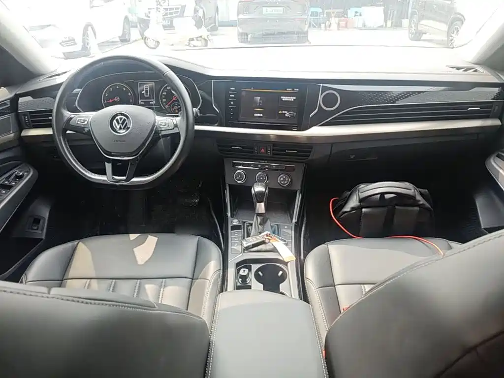 Volkswagen Passat — фото 10