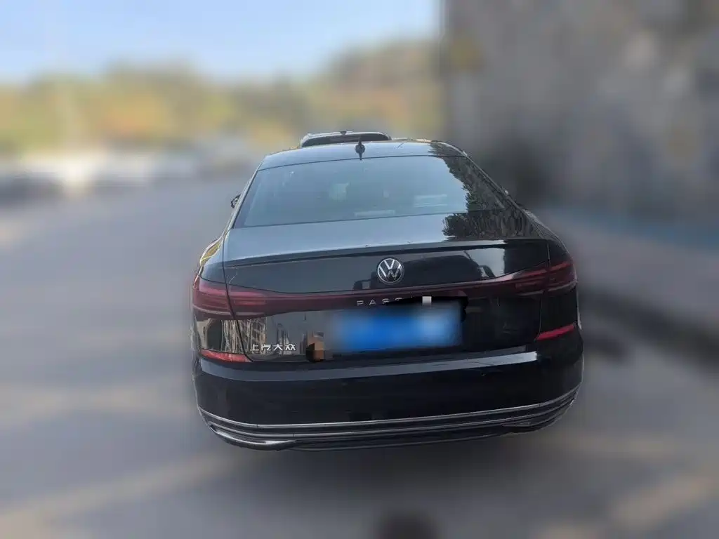 Volkswagen Passat — фото 3