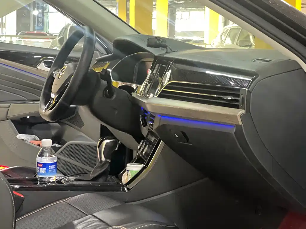 Volkswagen Passat — фото 4