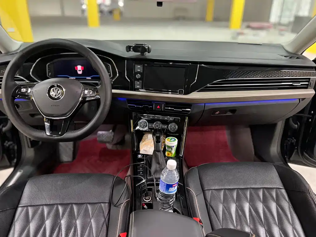 Volkswagen Passat — фото 5