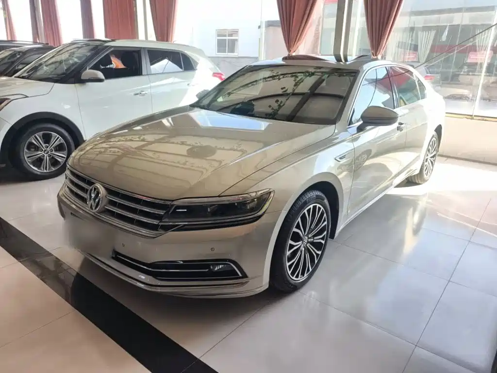 Volkswagen Phideon — фото 2