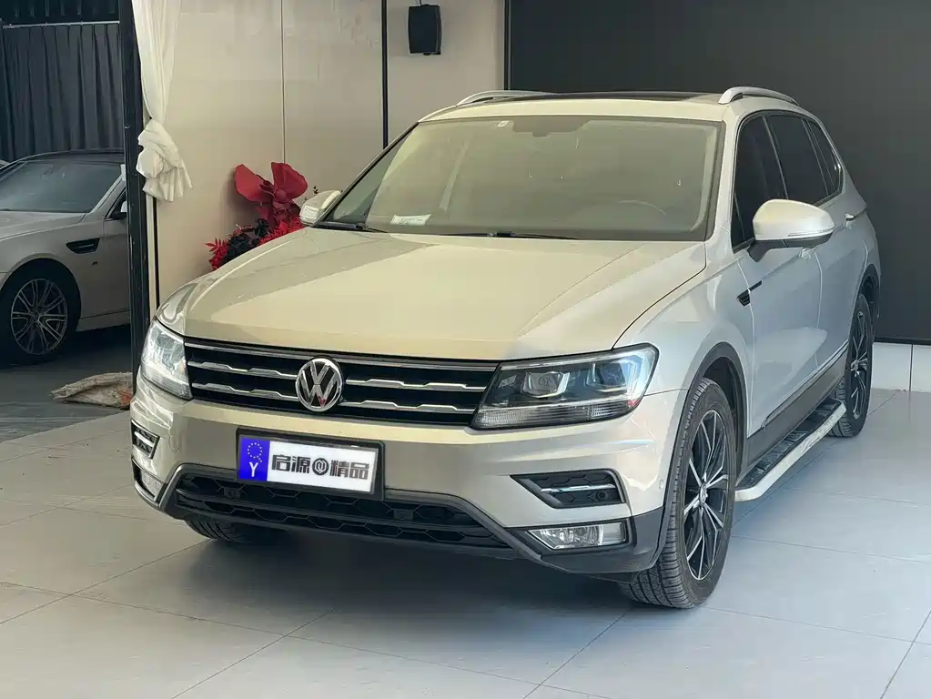 Volkswagen Tiguan L