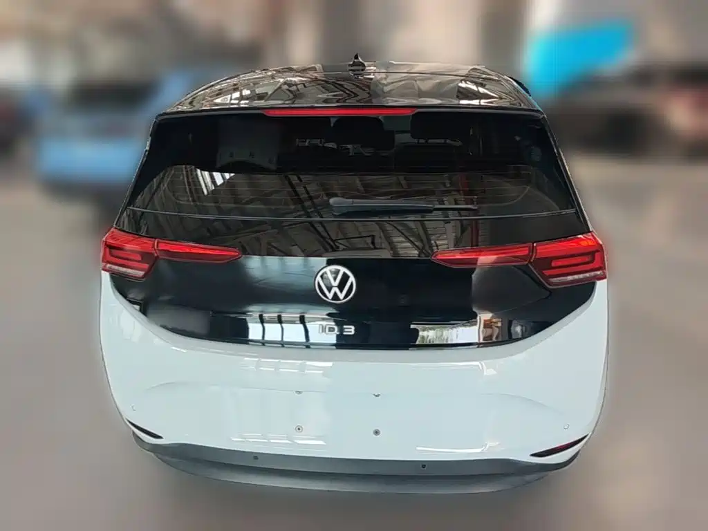Volkswagen ID.3 — фото 8