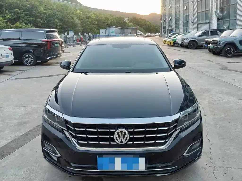 Volkswagen Passat — фото 2