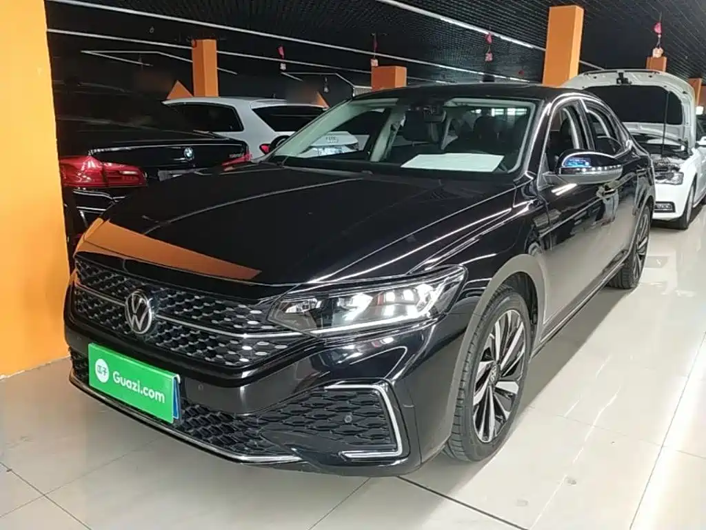 Volkswagen Passat — фото 2