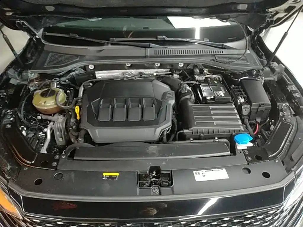 Volkswagen Passat — фото 20