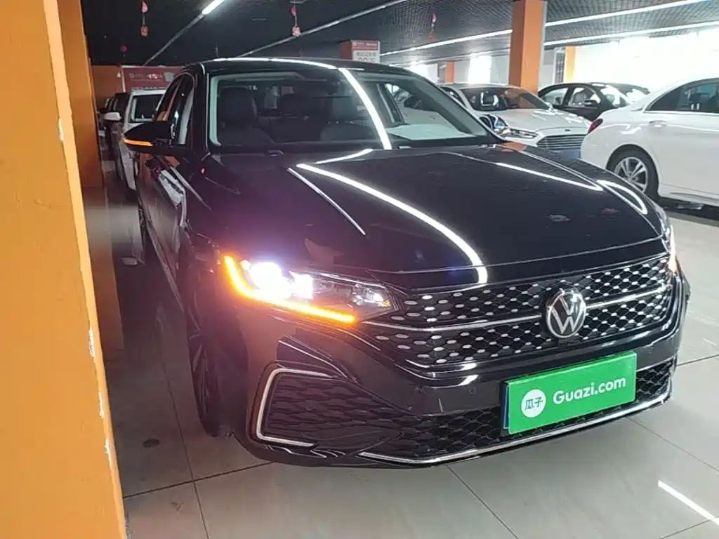 Volkswagen Passat — фото 4