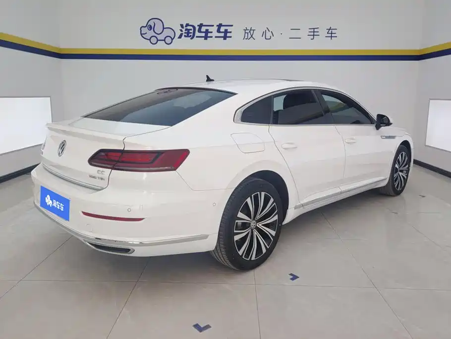 Volkswagen CC — фото 3
