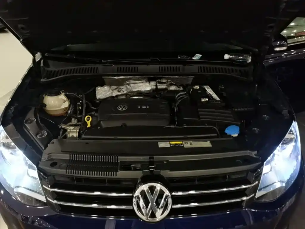 Volkswagen Sharan — фото 20